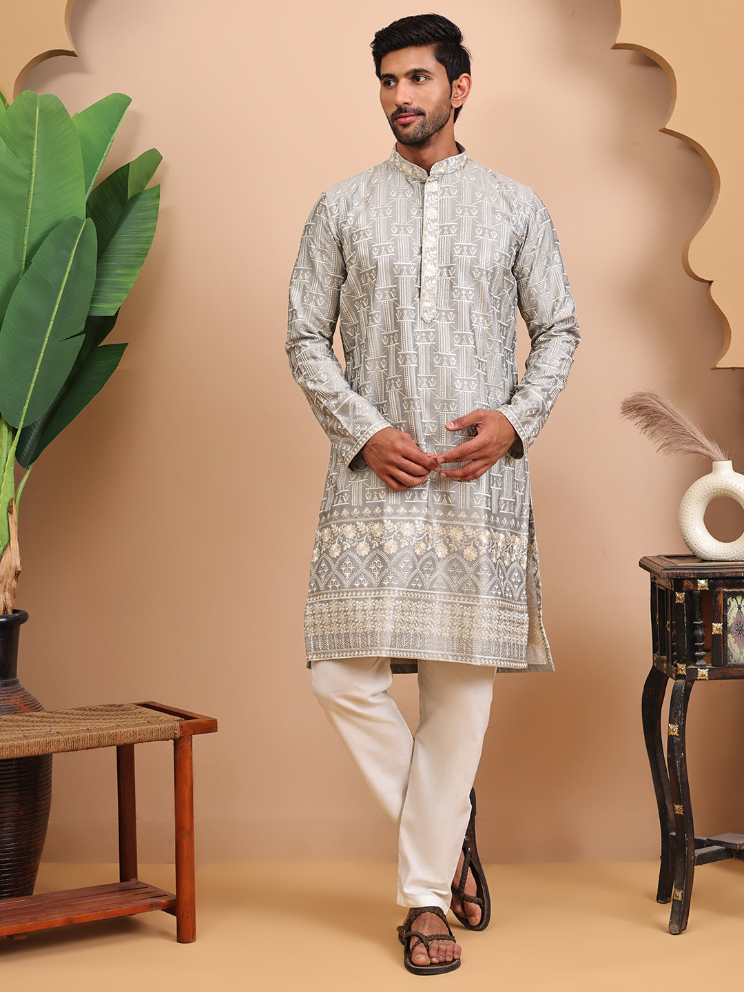 Men Grey Geometric Embroidered Thread Work Kurta