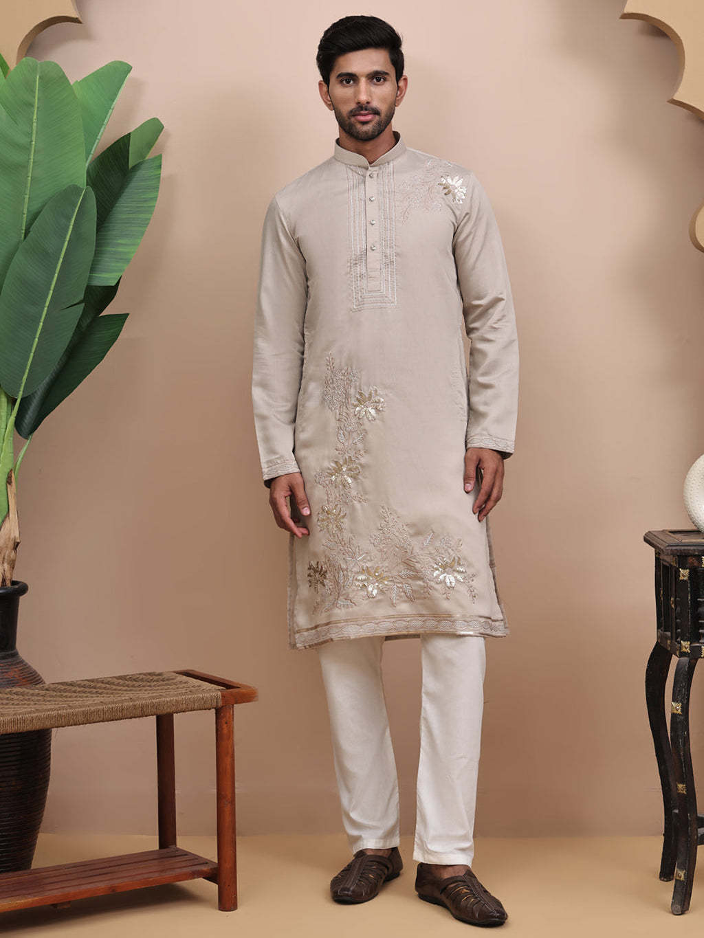 Men Beige Floral Embroidered Thread Work Kurta