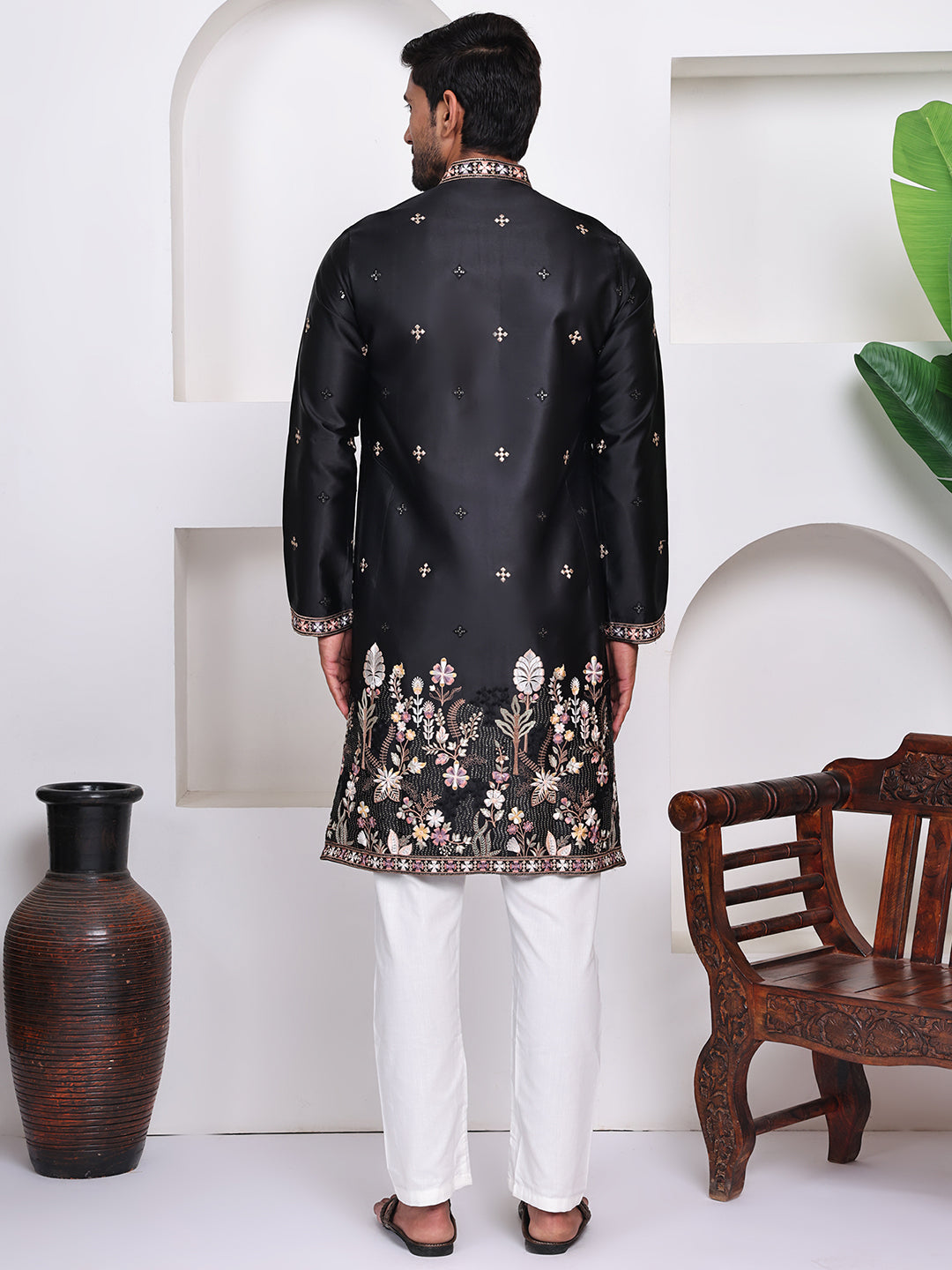 Men Black Ethnic Motifs Embroidered Mirror Work Kurta