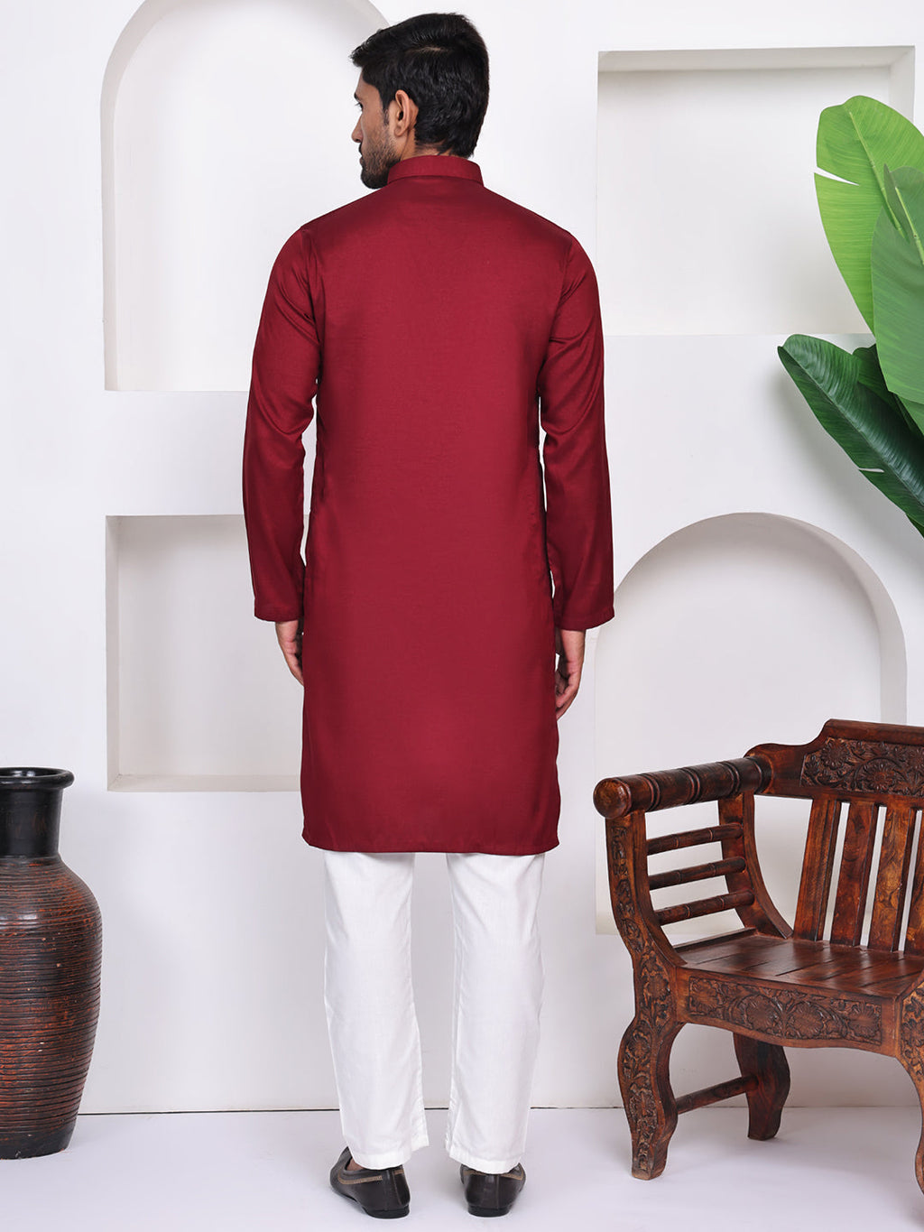 Men Red Ethnic Motifs Embroidered Festive Straight Kurta