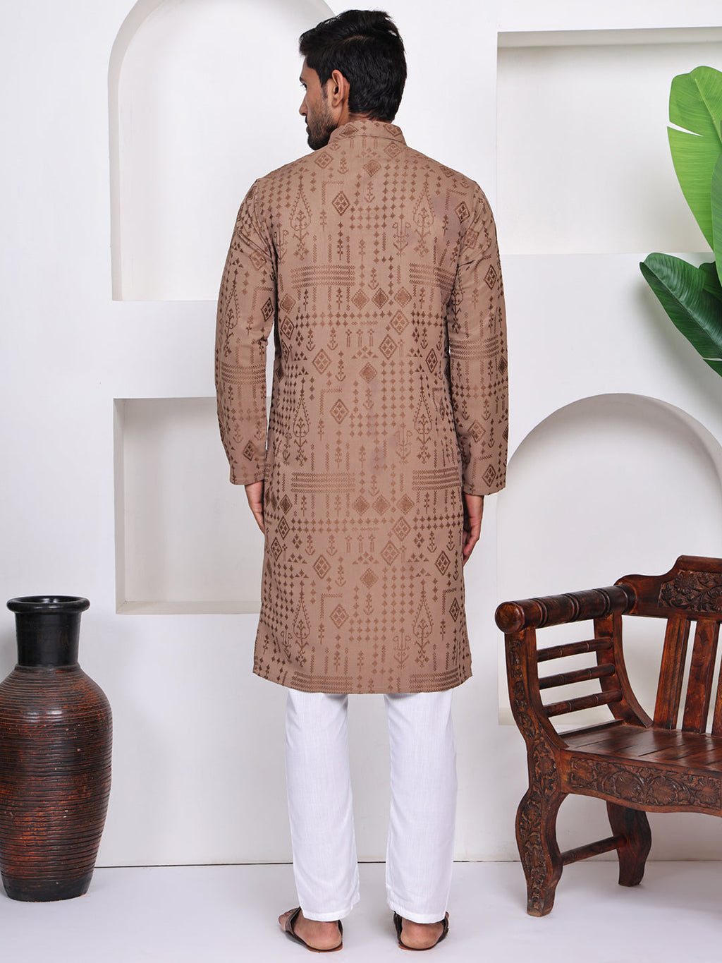 Men Light-Brown Geometric Embroidered Thread Work Kurta