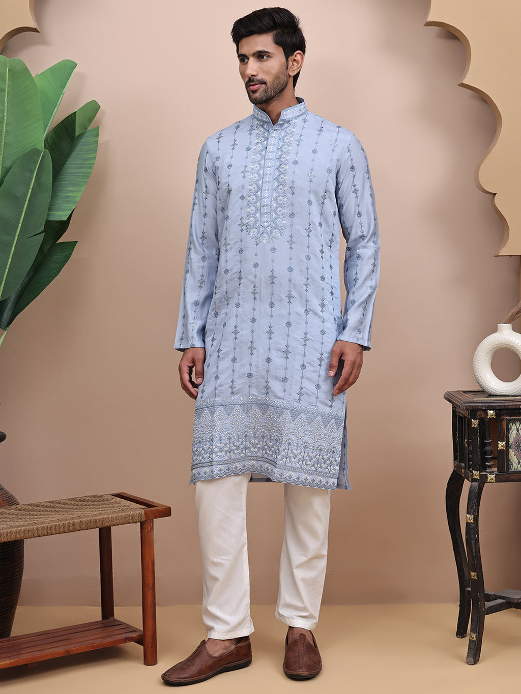 Men Blue Embroidered Thread Work Long Sleeves Long Sleeves