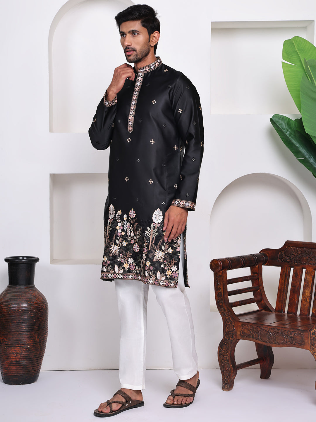 Men Black Ethnic Motifs Embroidered Mirror Work Kurta