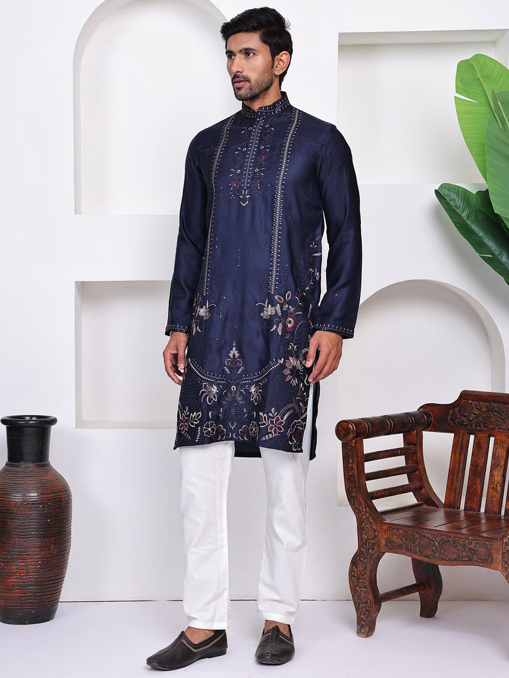 Men Blue Floral Embroidered Thread Work Kurta
