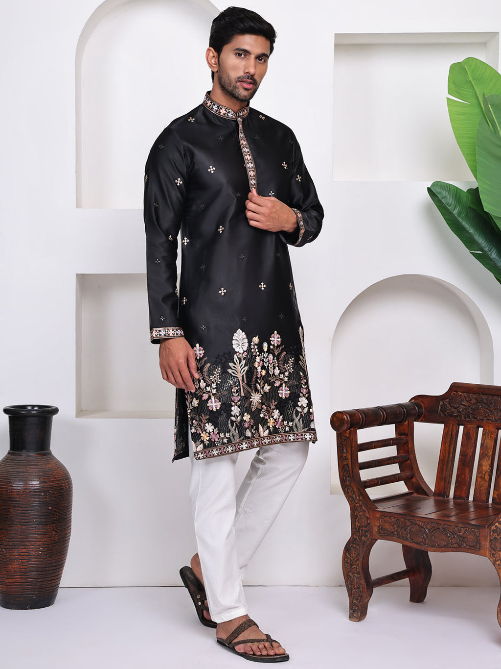 Men Black Ethnic Motifs Embroidered Mirror Work Kurta