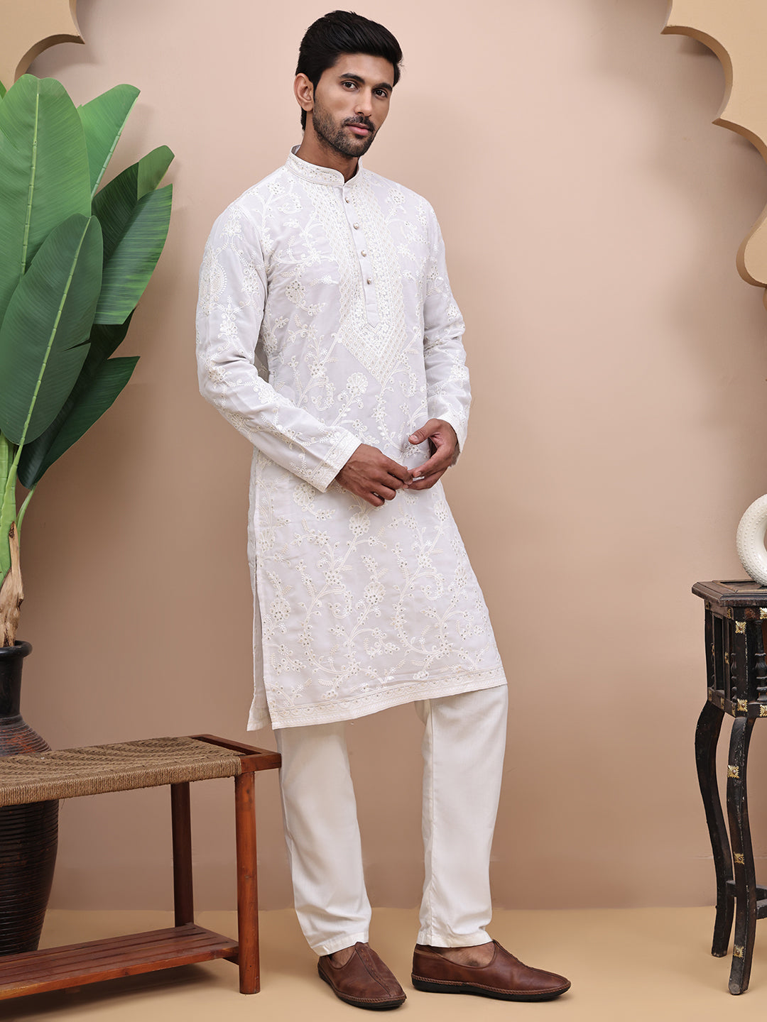 Men Cream Ethnic Motifs Embroidered Chikankari Georgette Kurta