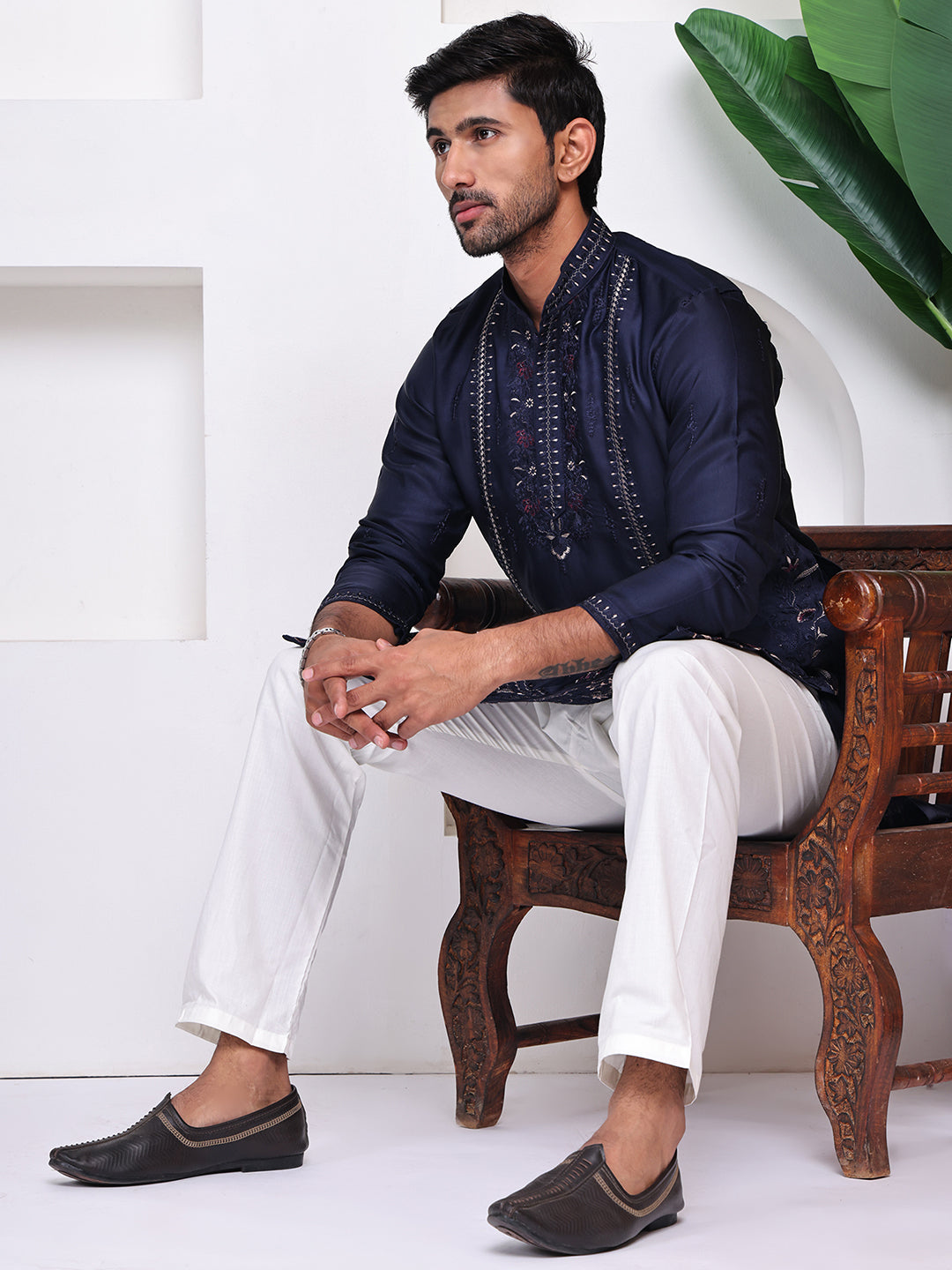 Men Blue Floral Embroidered Thread Work Kurta